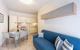 Condominium Volta Holiday Flat